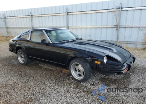1981 Datsun 280Zx z USA, uszkodzony, nr VIN JN1HZ04S8BX265704
